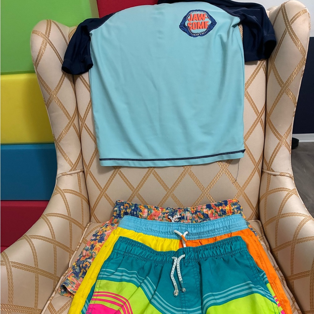 Bundle of 4 Swim Pieces for Boys Size M Cat and Jack